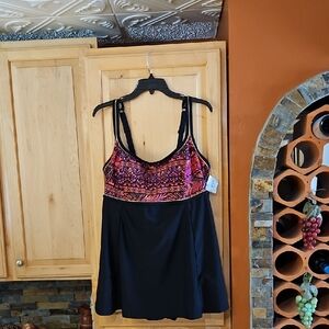 Catherines Black Pink Red Gold Floral One Piece Swimsuit Swim Dress Padded NWT